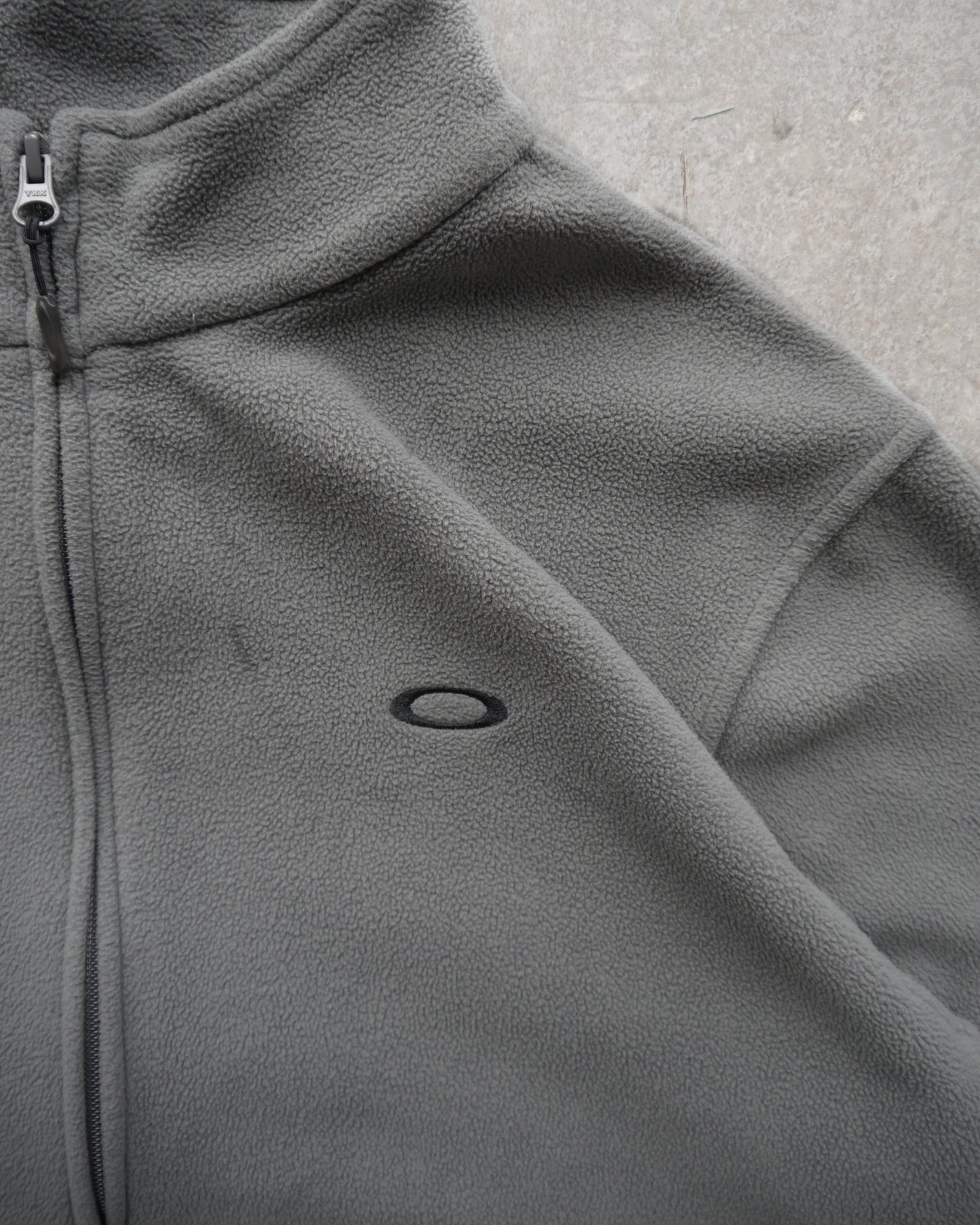 2000s Oakley Dark Grey Full Zip Fleece Jacket (XL)