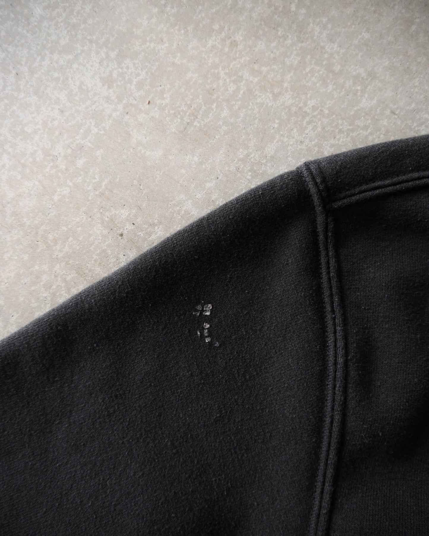 2000s Carhartt Faded Black Hoodie (XL)