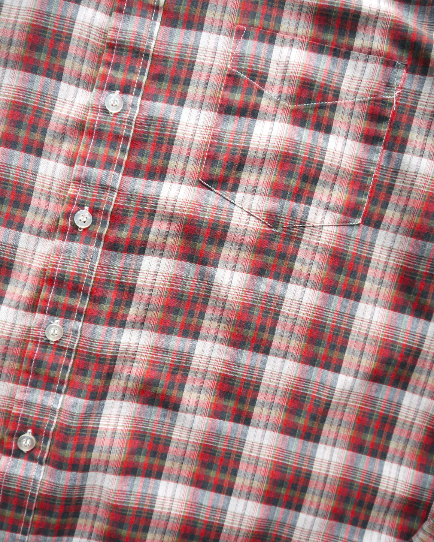 90s Boxy Plaid Button Up Shirt (M/L)