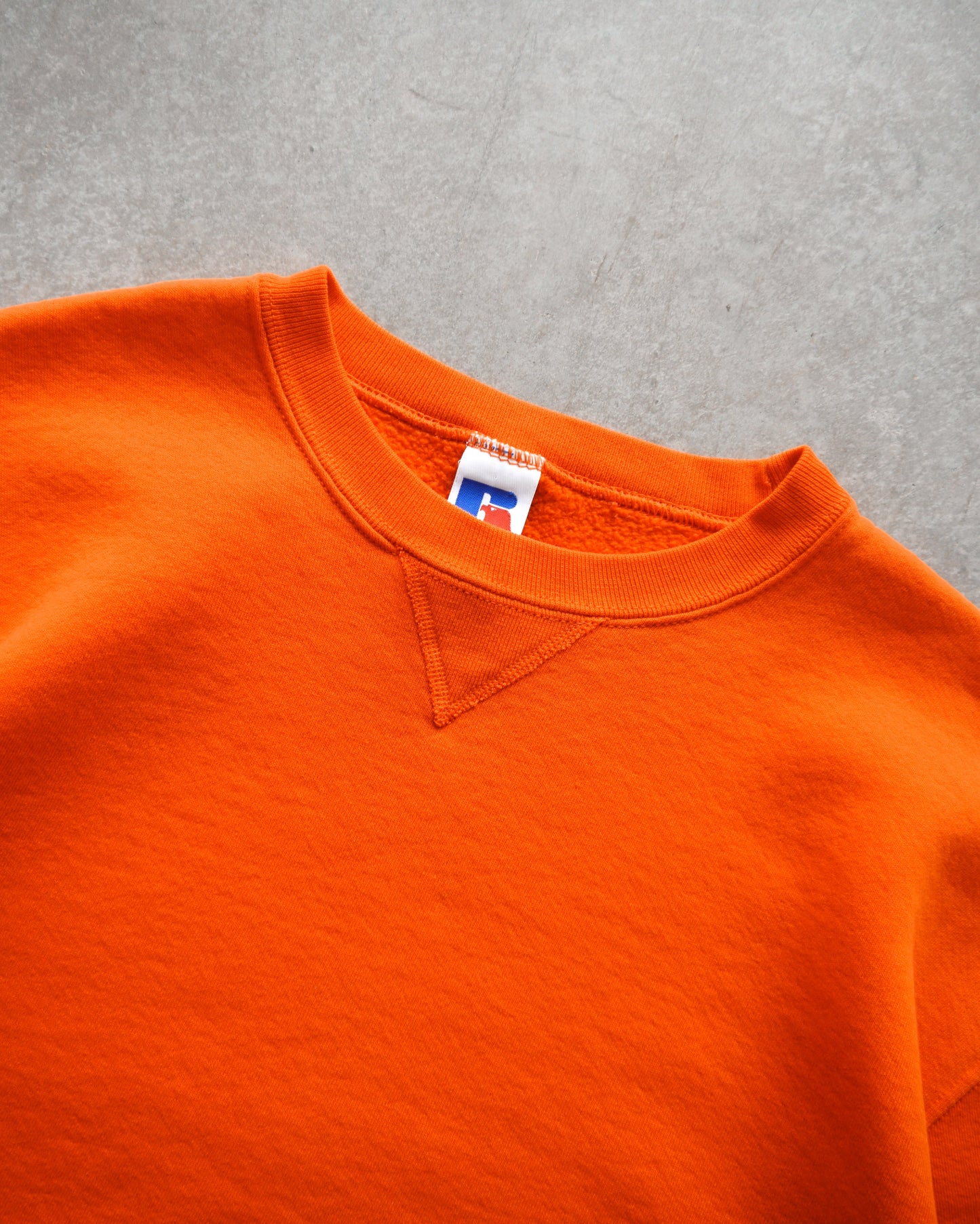 90s Russell Athletic Boxy Orange Crewneck (L)