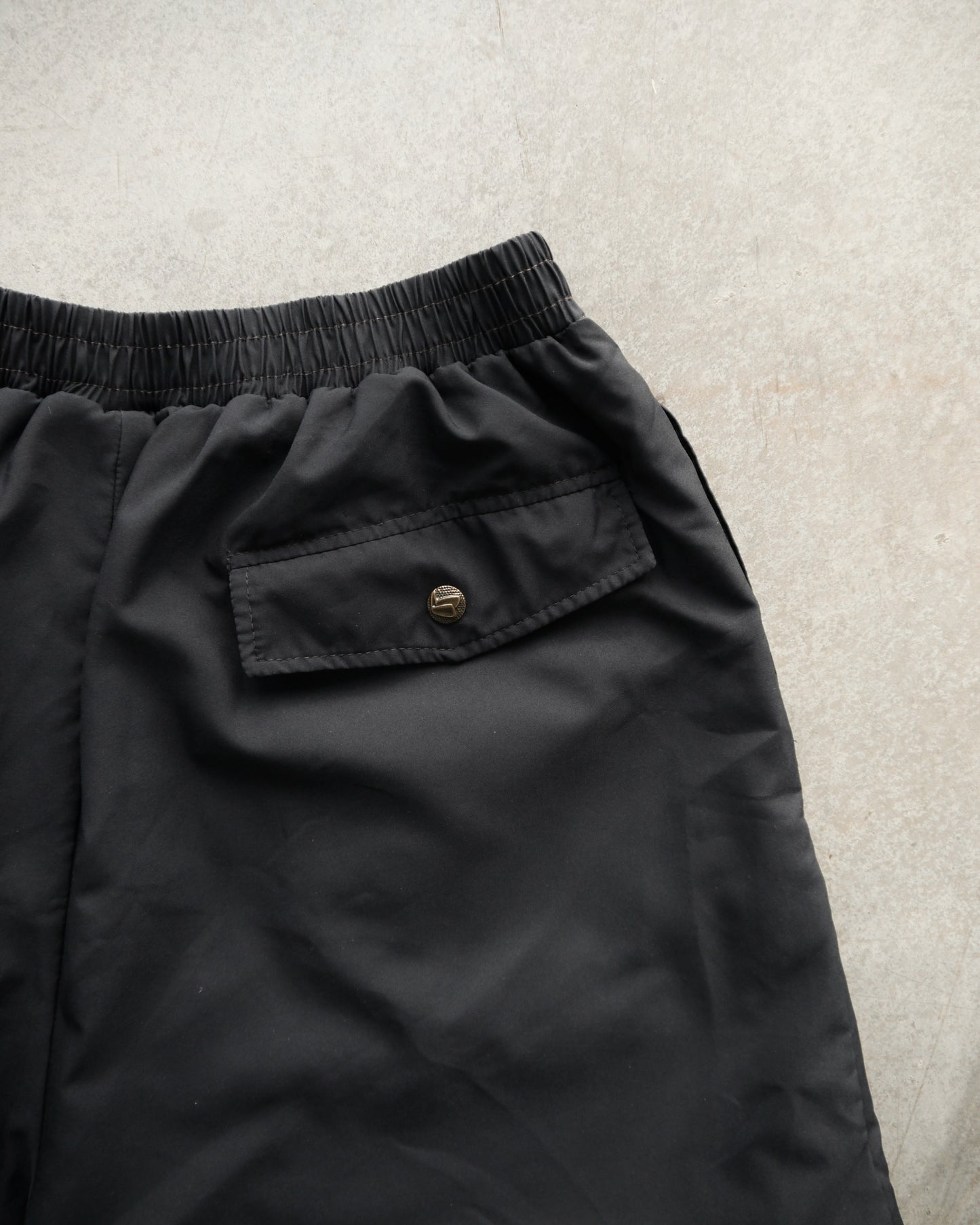 90s Baggy Nylon Gore-Tex Pants (30-36)