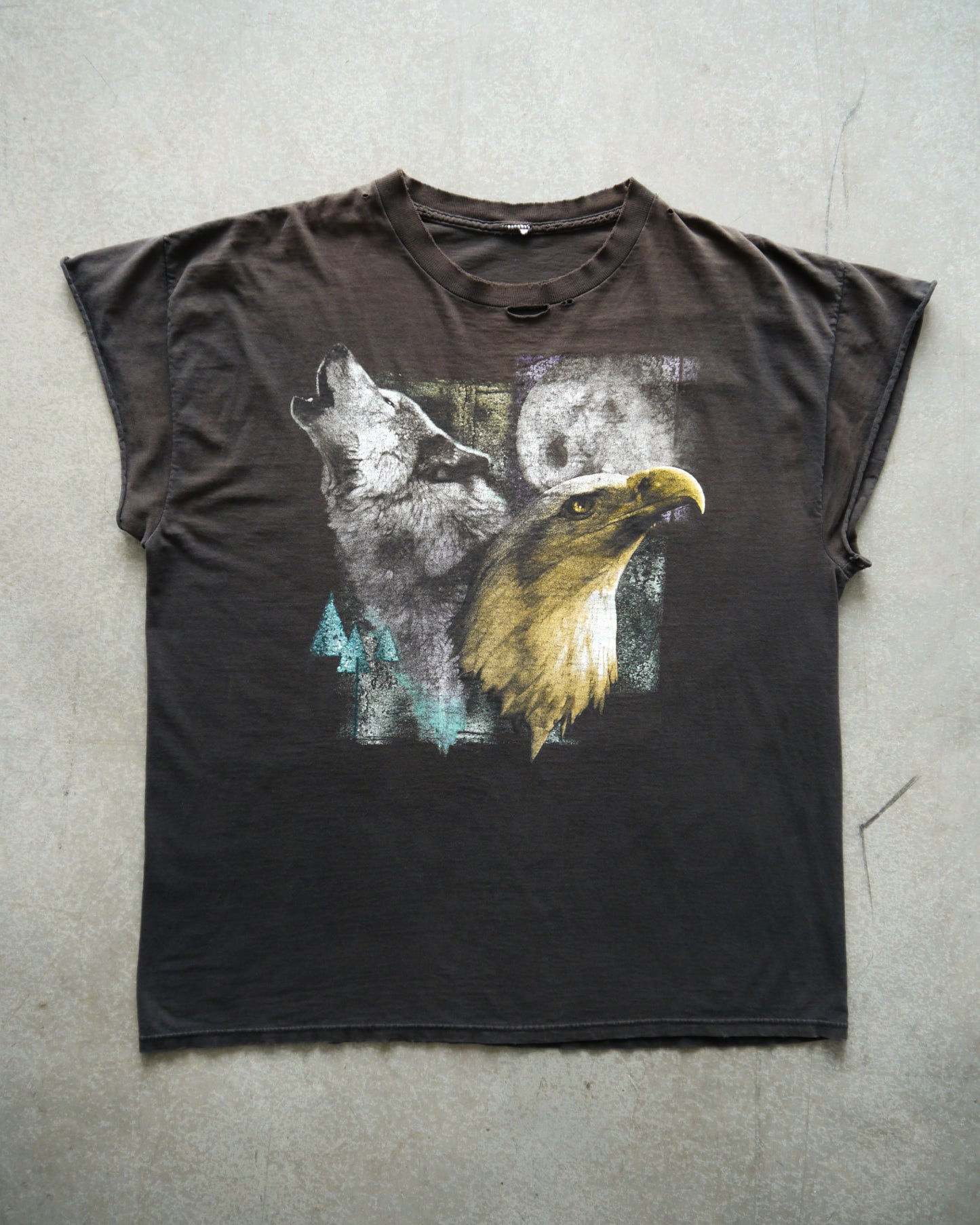 90s Thrashed Sun Faded Black Nature Tee (XL)