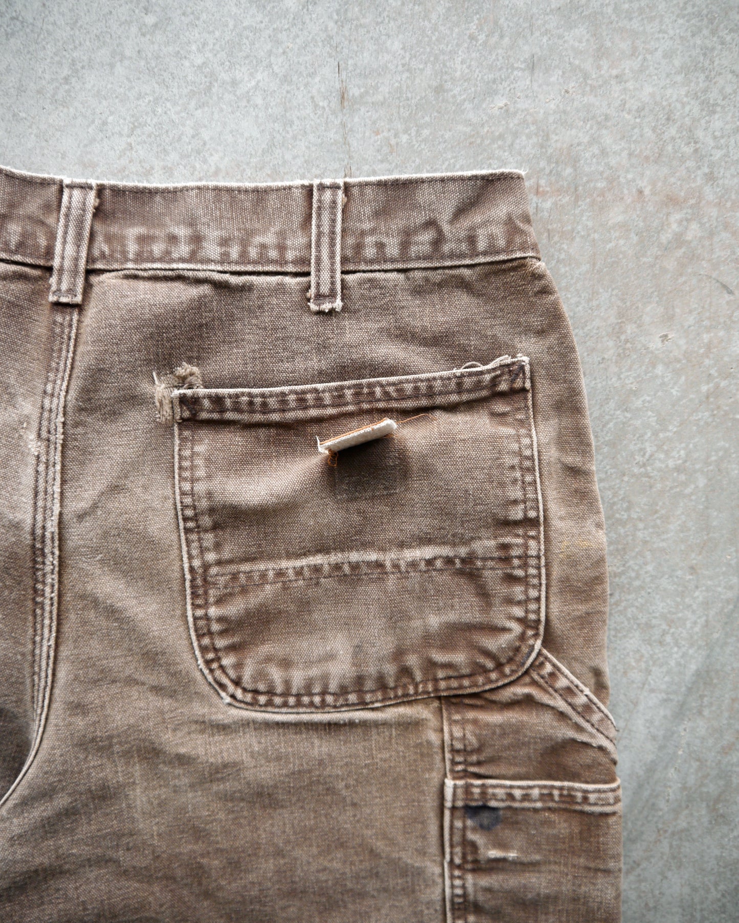 90s Carhartt Thrashed Faded Brown Work Pants (33x29)