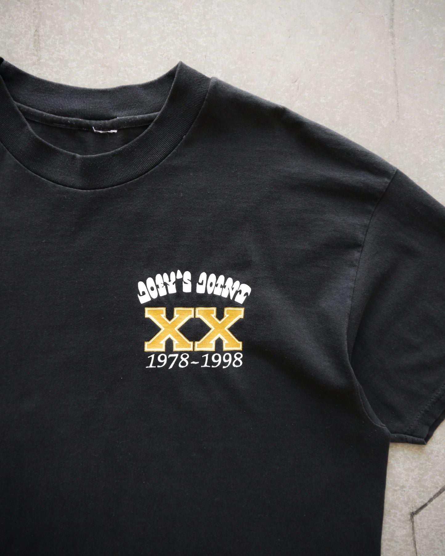 90s “Joey’s Joint” Boxy Black Tee (L/XL)