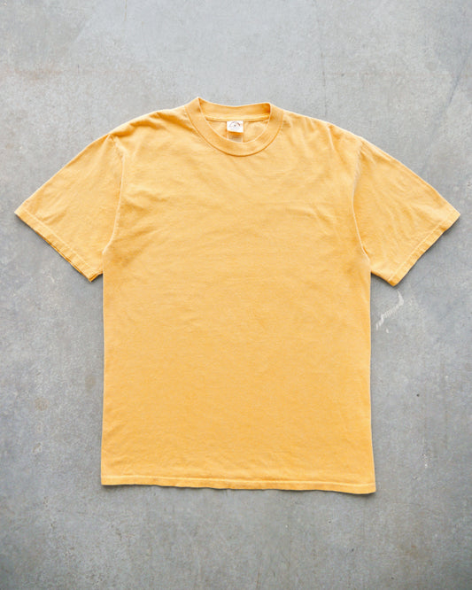90s Faded Yellow Garment Dyed Heavyweight Tee (L)