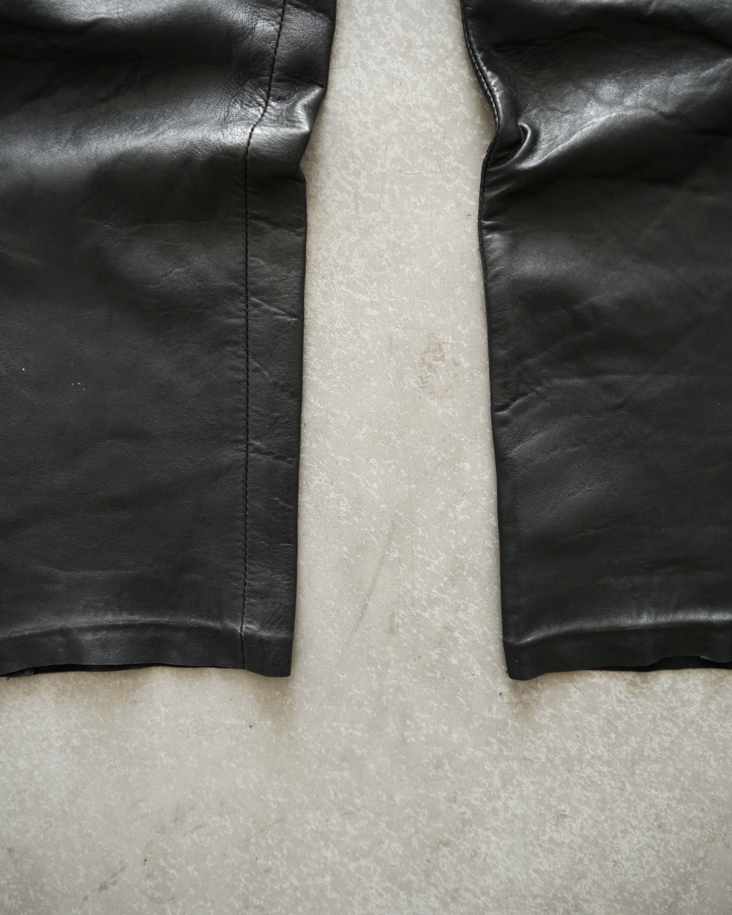 80s French Artisanal Black Leather Pants (29x29)